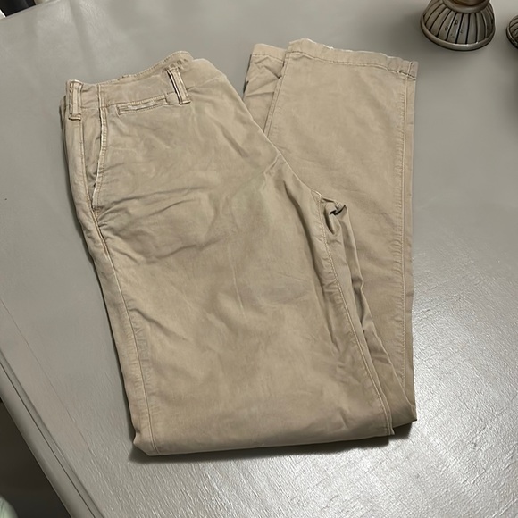 American Eagle Outfitters Other - AE KHAKIS